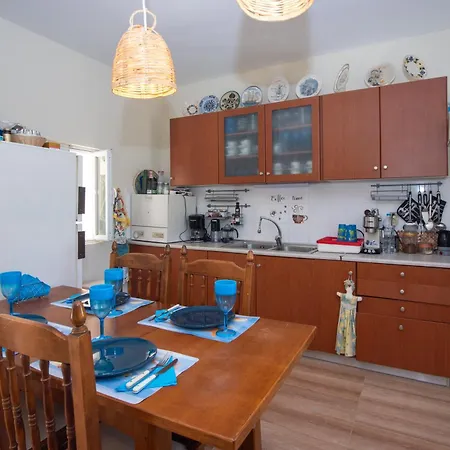 Vossos House - Visit Zakynthos From One Place Semesterbostad Áyios Kírikos