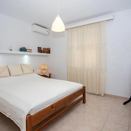 Vossos House - Visit Zakynthos From One Place Semesterbostad *