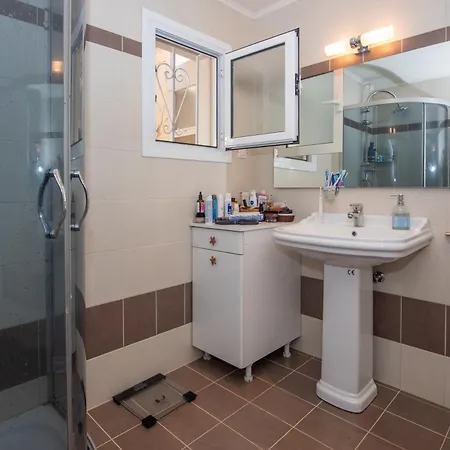 Vossos House - Visit Zakynthos From One Place Semesterbostad Áyios Kírikos